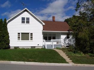 22 E Redwood St, Sturgeon Bay, WI 54235