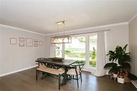 Vanguard Cir SW — Photo 12