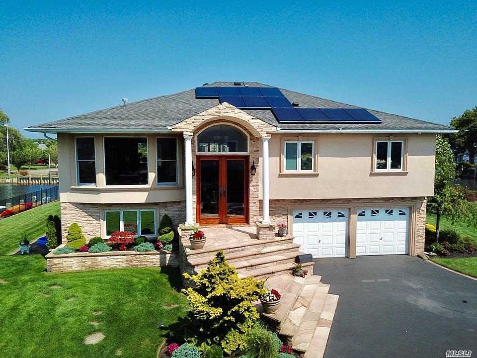 1st image of 3 Dolphin Ln