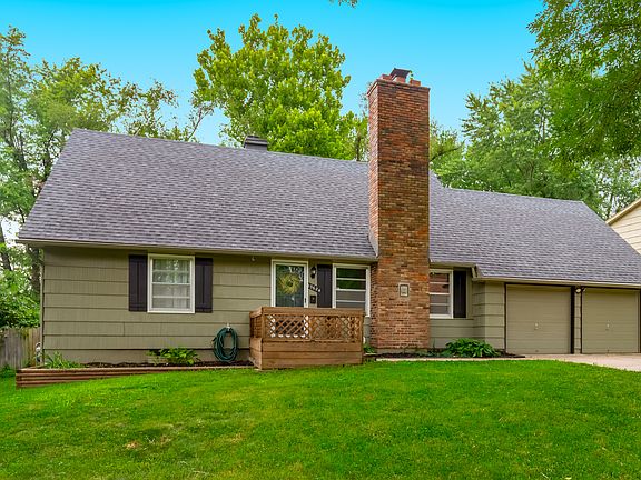 2nd image of 13624 Belmead Ave