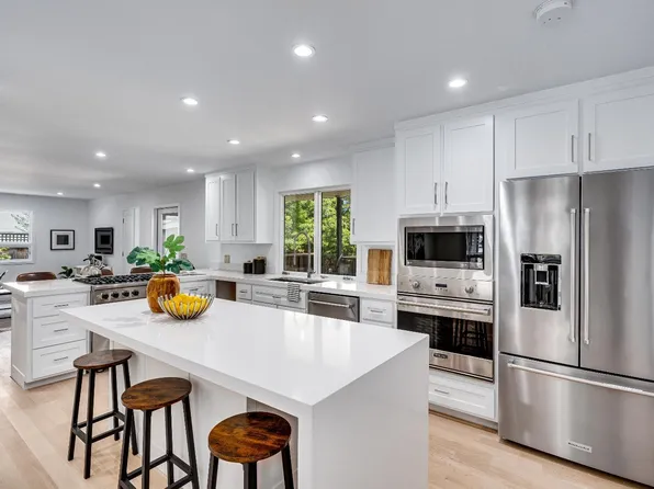 1605 Sylvaner Avenue, St. Helena, CA 94574