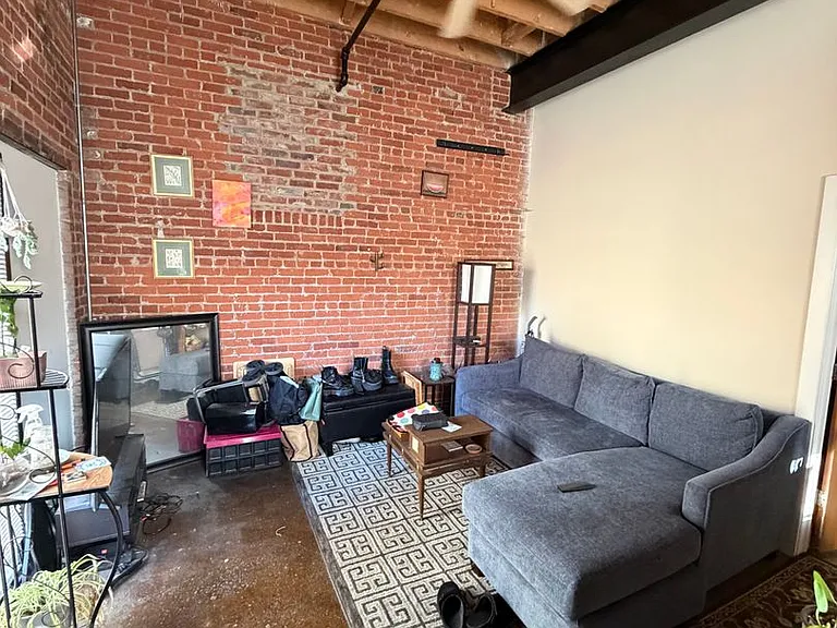 Cornish Brewery Apartment Homes — Photo 43