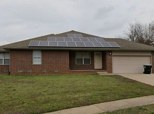 4211 W Latoka St, Springfield, MO 65807
