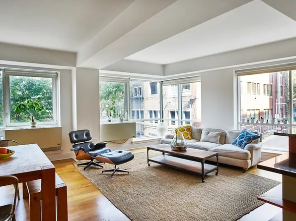440 Kent Ave #2D, Brooklyn, NY 11249