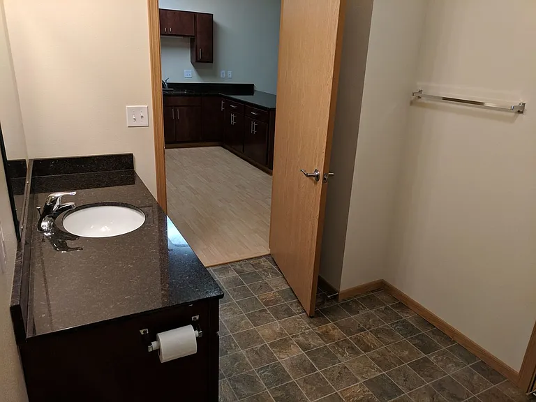 West Lake III Apartments — Photo 78