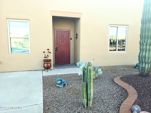 3rd image of 3701 S Avenida De Encino