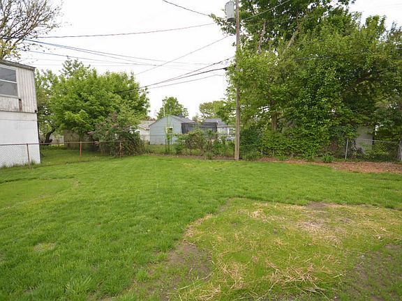 4th image of 208 Santa Maria Ln