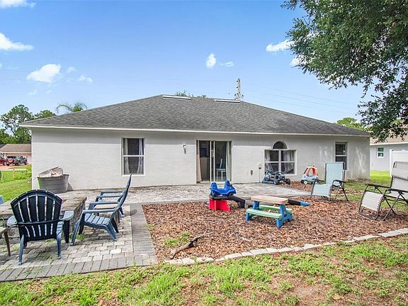 2nd image of 195 PARKVIEW DRIVE