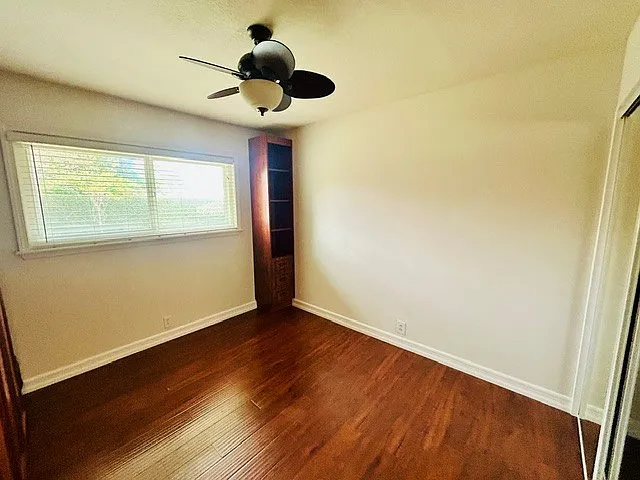 4311 Emerald Cir — Photo 25