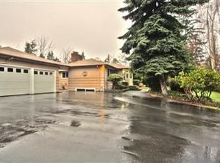 17035 Ambaum Blvd S, Burien, WA 98148