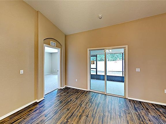 4th image of 845 Buccaneer Blvd
