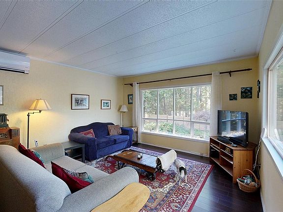 5th image of 365 King Rd