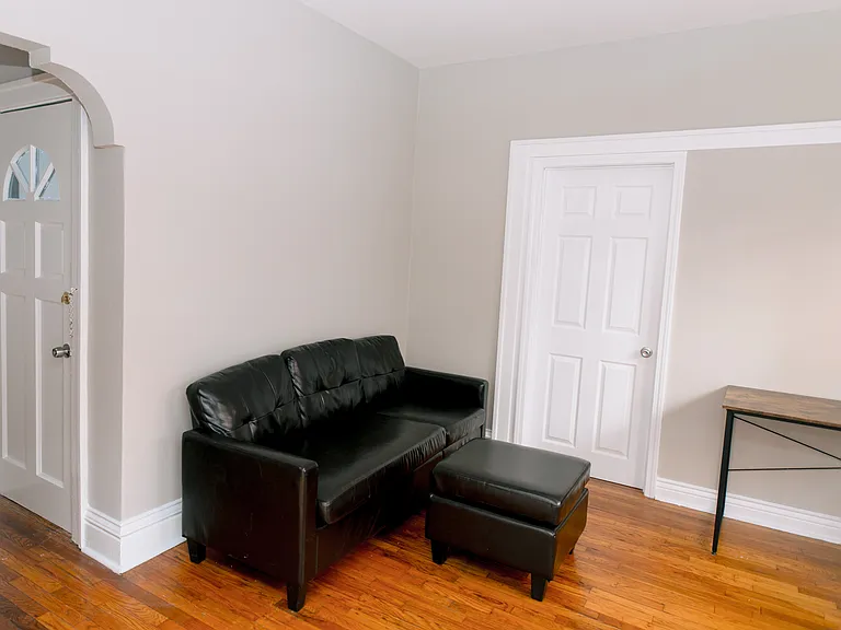 908 Eastgate Ave #2N — Photo 3