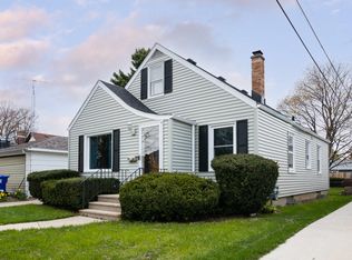 1816 39th St, Kenosha, WI 53140