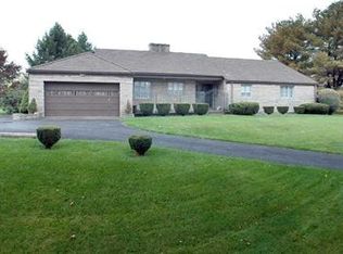 2367 Saunders Station Rd, Monroeville, PA 15146