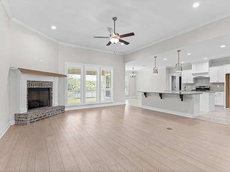 3779 Stafford Blvd — Photo 6
