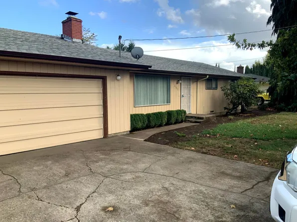 2755 Kalmia St, Eugene, OR 97404