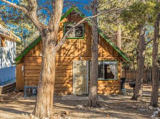 593 Pine Ln, Sugarloaf, CA 92314