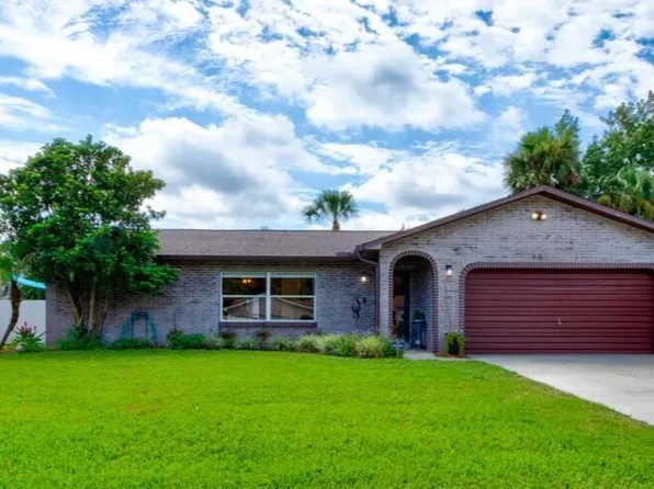16 Laurel Oaks Cir, Ormond Beach, FL 32174