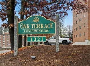 1321 Worcester Rd APT 312, Framingham, MA 01701