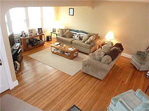 4th image of 476 Highgate Ave