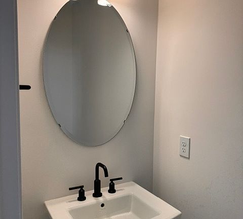4th image of 9214 Delaney Dr NW
