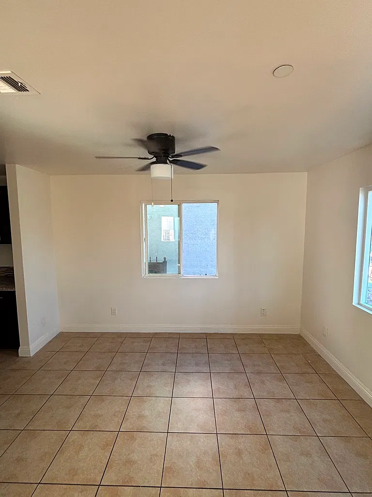 5 bed, 1753 sqft, $3,900 — Photo 4