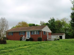 273 Front St, Lexington, NC 27295