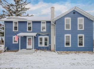 9425 28th St SE, Ada, MI 49301