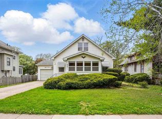 807 S 7th Ave, Iowa City, IA