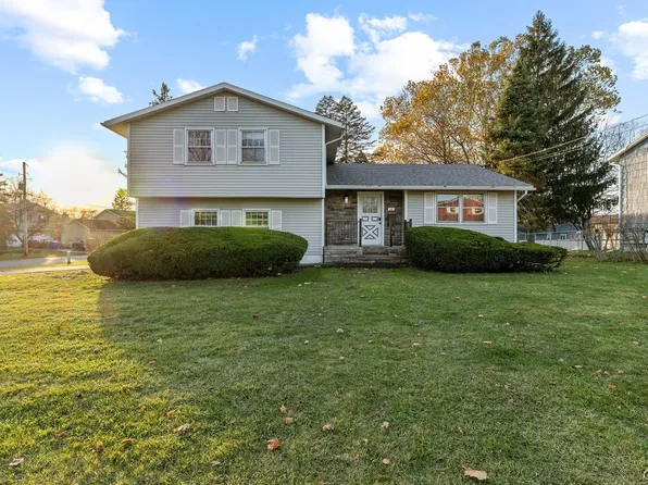12 Kiwi Path, Liverpool, NY 13090