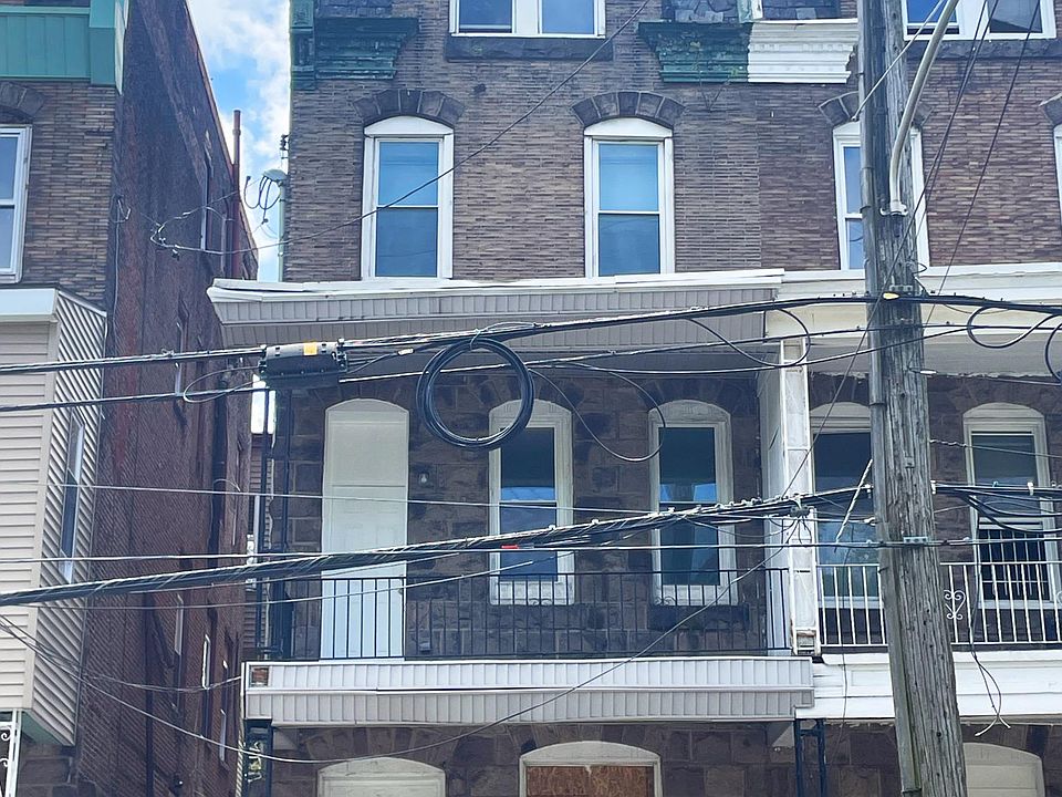 1st image of 1934 W Ontario St #1REAR