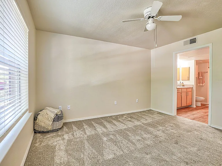 Mariposa Cedar Park 55+ Apartment Homes — Photo 15