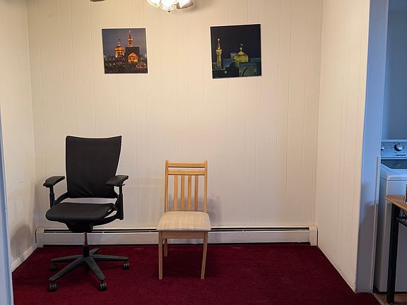 5th image of 409 Broadway