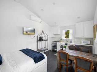 14211 Archwood St #14213, Van Nuys, CA 91405