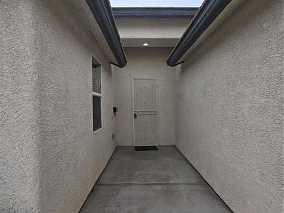 5th image of 2204 Van Patten Pl