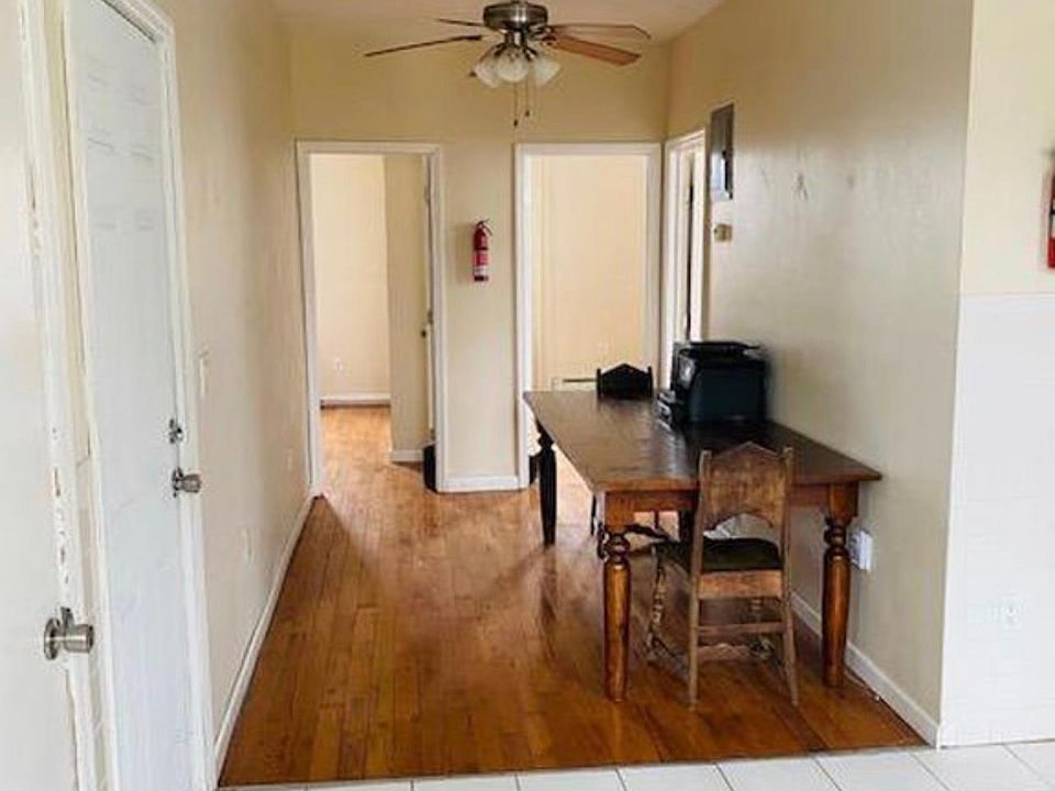 2nd image of 14 Layton Ave Floor 3