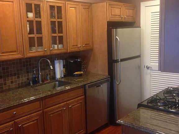 4th image of 40-M Meadow Pl #40M