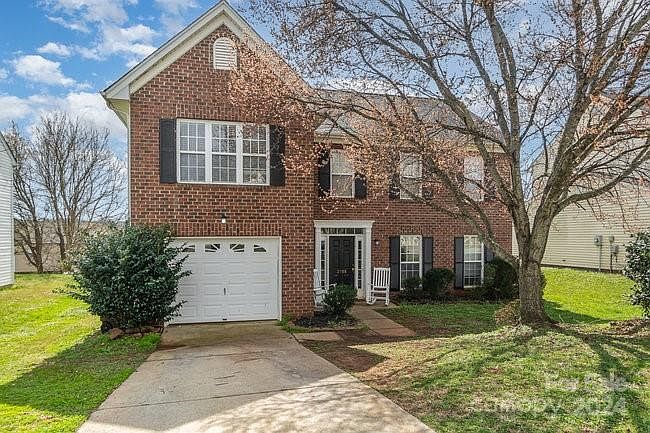 1st image of 2108 Ballingarry Dr