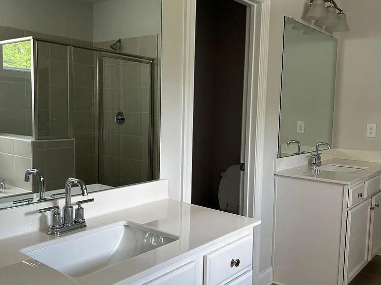 123 Vivian Ln — Photo 28