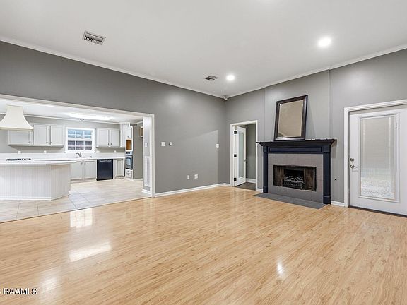 5th image of 109 Sundown Dr