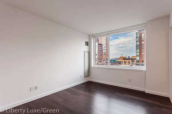 Rented by Milford Management | media 8