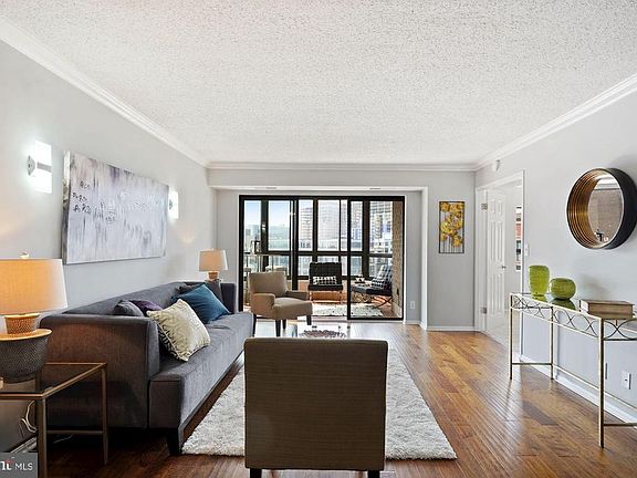 Excellent living space!