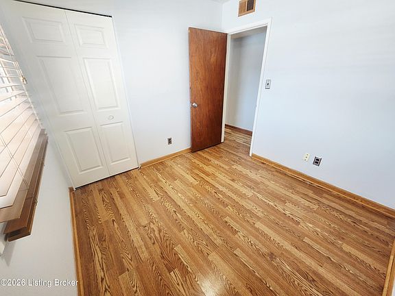 5th image of 310 Kilmory Ave