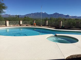 701 W Mission Twin Buttes Rd, Green Valley, AZ 85622