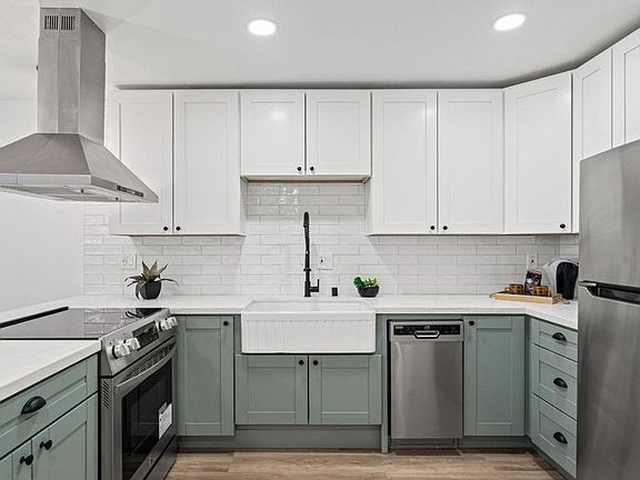 3rd image of 7833 Camino Huerta