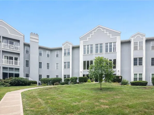 17800 E Bolger Rd APT 412B, Independence, MO 64055