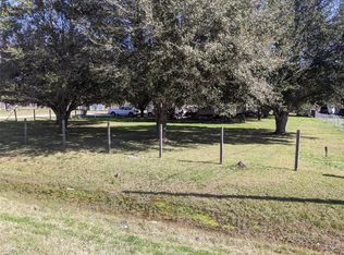 2104 Lakeside Dr, Crosby, TX 77532