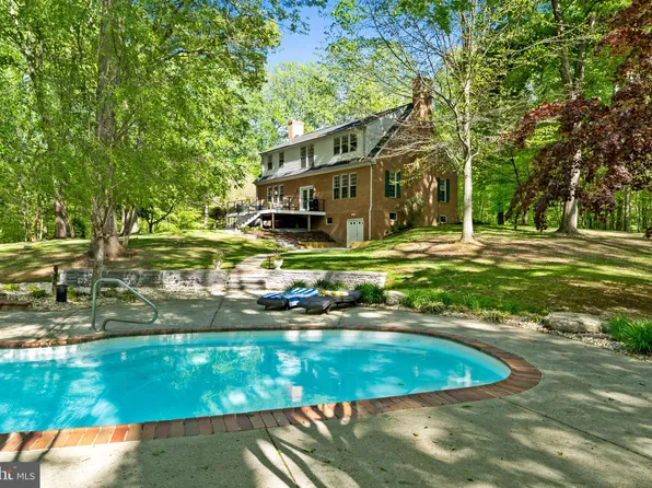 208 Biggs Purchase Ln, Lothian, MD 20711