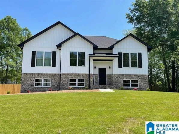 695 Willow Creek Dr, Lincoln, AL 35096